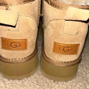 Uggs